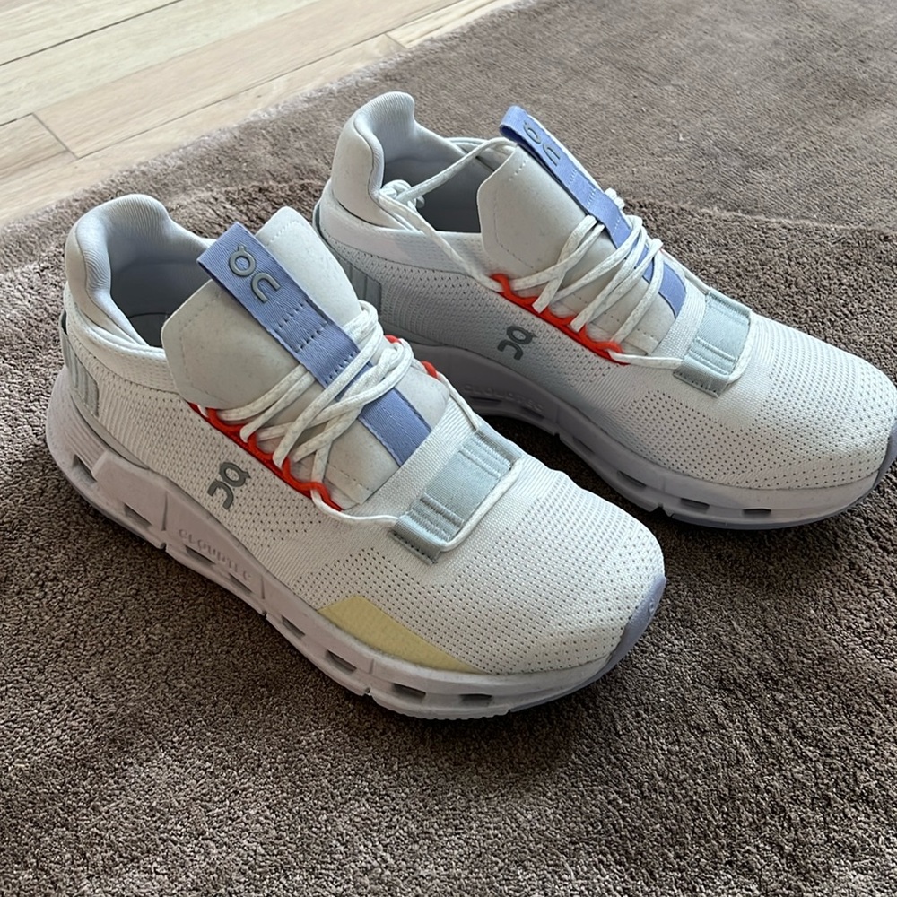 Brand New On Cloud Sneakers